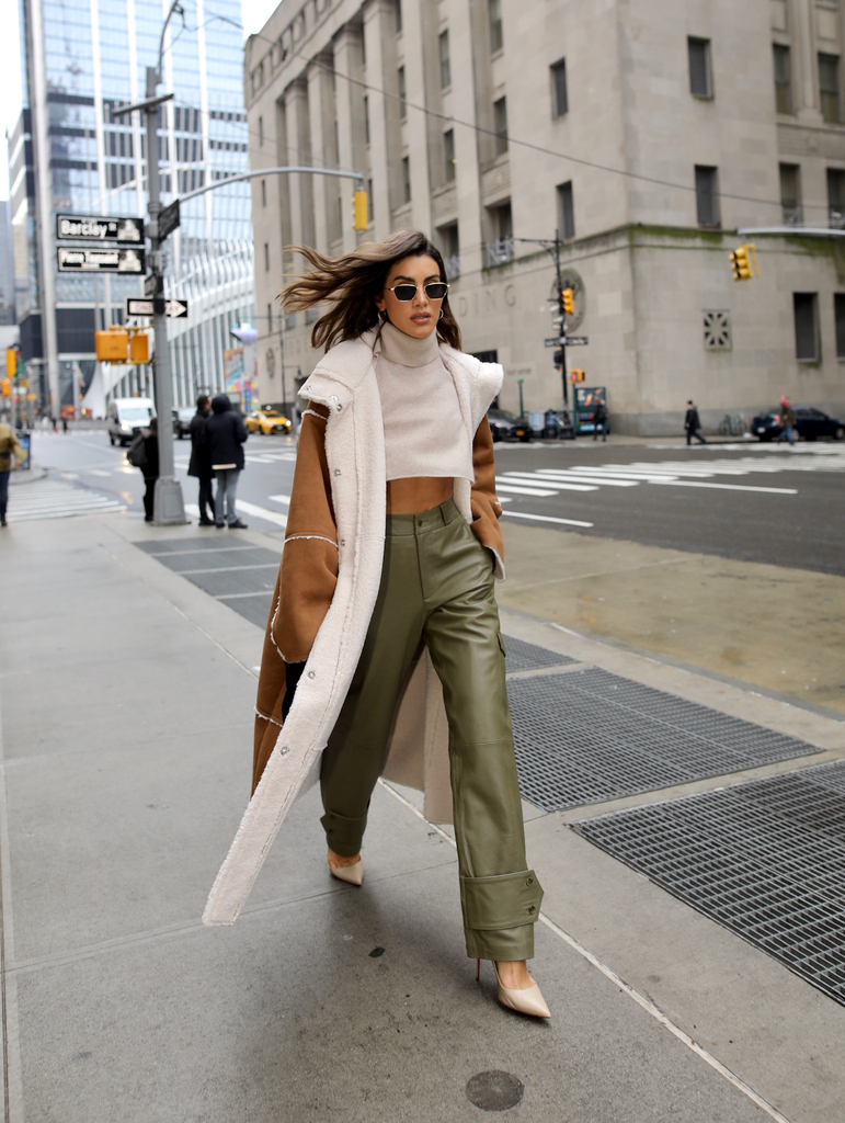 Blogger Style Inspiration  No. 09: Camila Coelho, Boston :: TIG