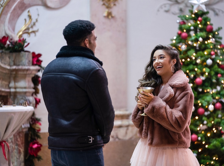 12 Dates of Christmas