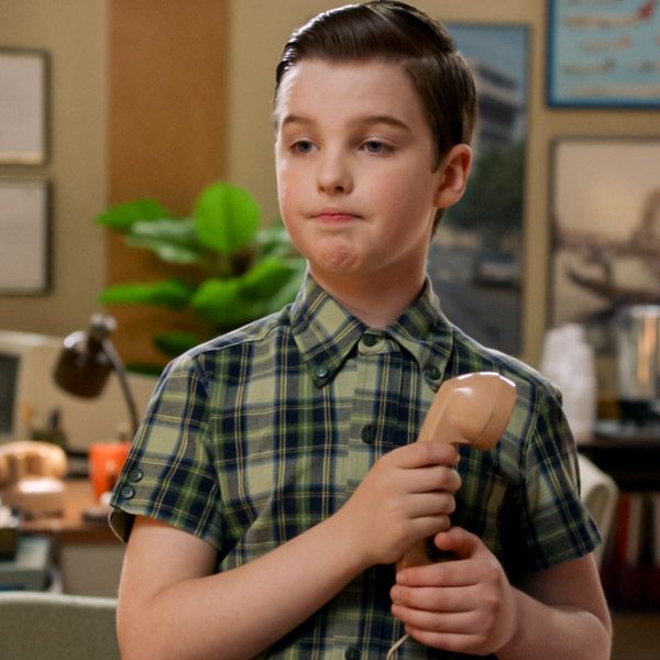 did-you-catch-young-sheldon-s-big-bang-crossovers-e-online