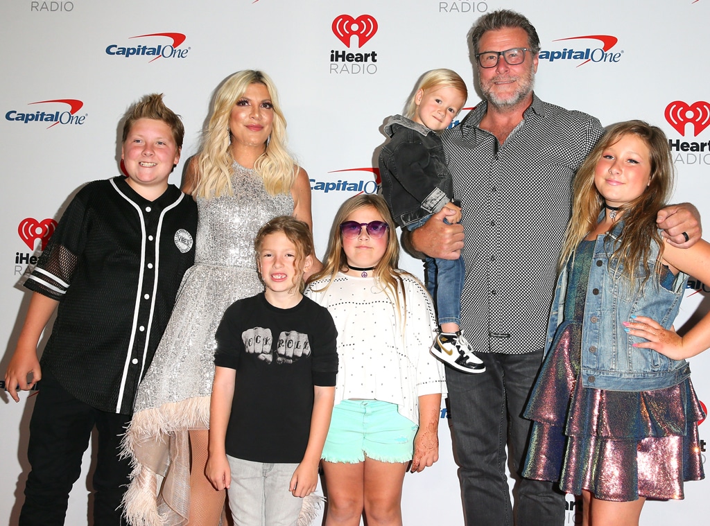  Tori Spelling, Dean McDermott, Stella Doreen McDermott, Hattie Margaret McDermott, Liam Aaron McDermott, Finn Davey McDermott, Beau