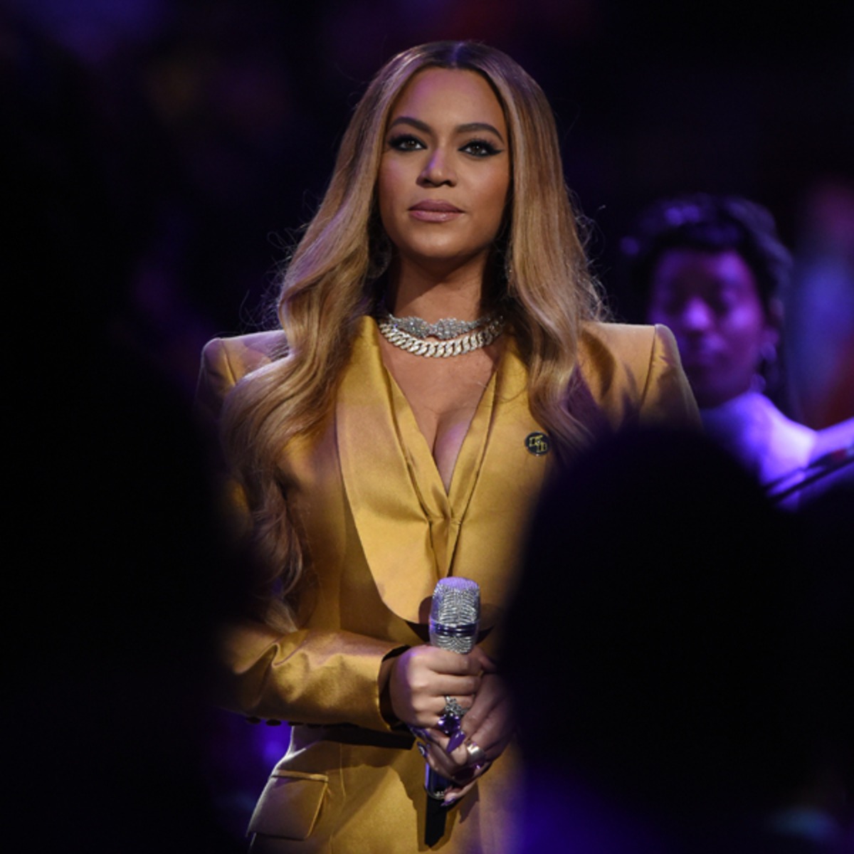 Beyonce Respectfully Changes Her Song Lyrics At Kobe Bryant Memorial E Online Beyonce Respectfully Changes Her Song Lyrics At Kobe Bryant Memorial E Online