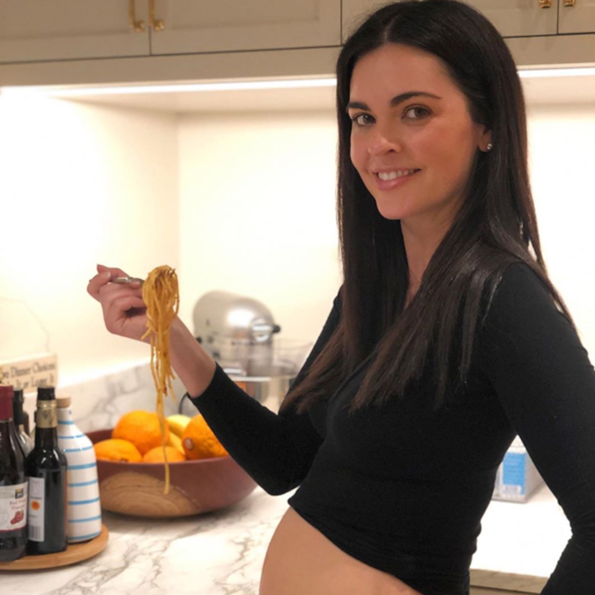 Food Network's Katie Lee Is Pregnant After Fertility Struggles - E! Online