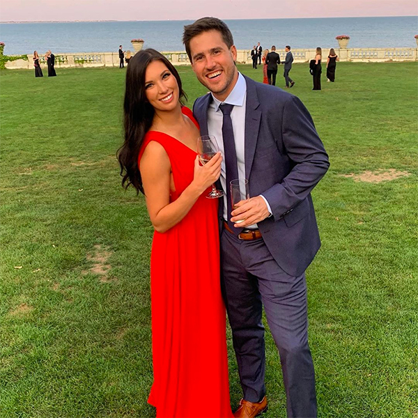Bachelorette S Jj Lane Marries Kayla Hughes In Leap Day Wedding E Online