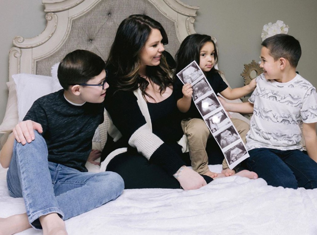 Kailyn Lowry Slams Baby Daddy Chris Lopez For Lack Of Parenting E Online Kailyn Lowry Slams Baby Daddy Chris Lopez For Lack Of Parenting E Online