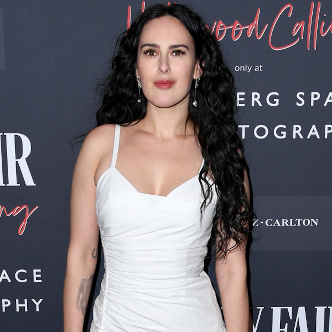 Rumer Willis Sends A Cheeky Message To Her Haters E Online