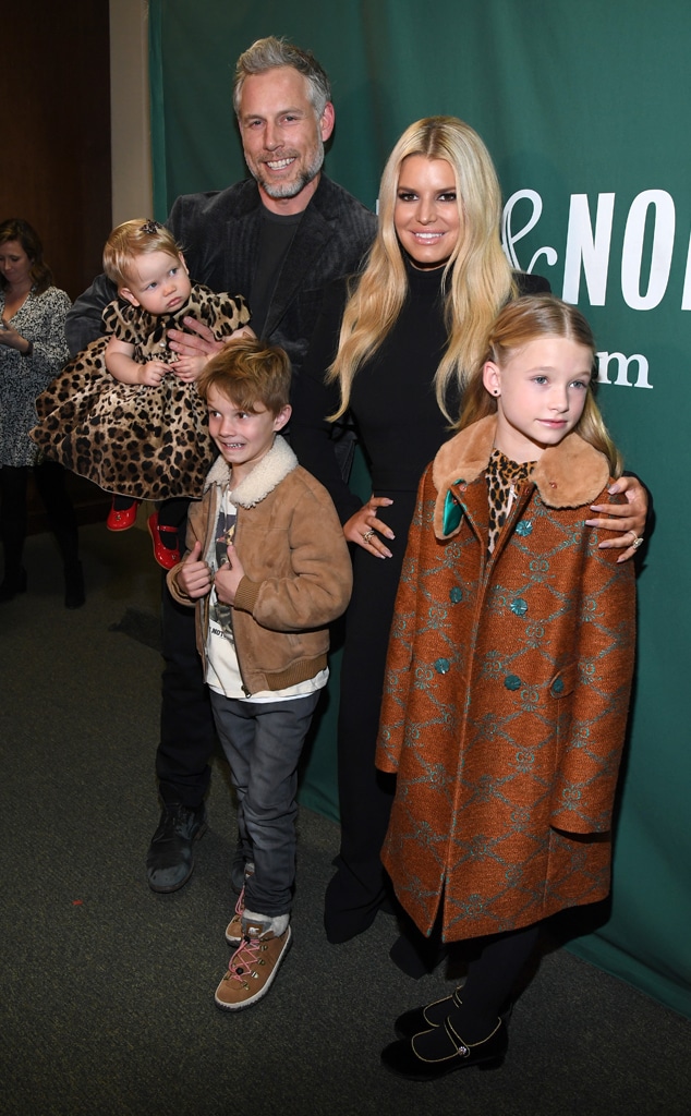 Jessica Simpson S Lookalike Kids And Husband Celebrate Her New Memoir E Online Jessica Simpson S Lookalike Kids And Husband Celebrate Her New Memoir E Online