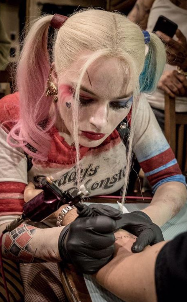 Margot Robbie, Tattoo, Twitter