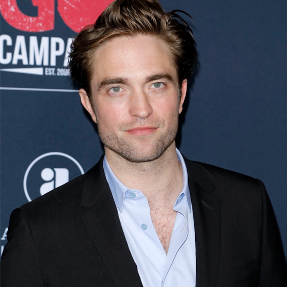 Robert Pattinson Tests Positive For Covid Halts Batman Filming E Online Robert Pattinson Tests Positive For Covid Halts Batman Filming E Online