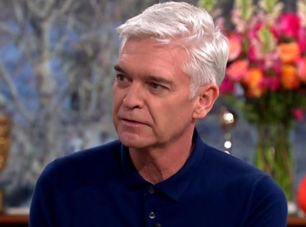 British Tv Host Phillip Schofield Comes Out As Gay In Powerful Moment E News
