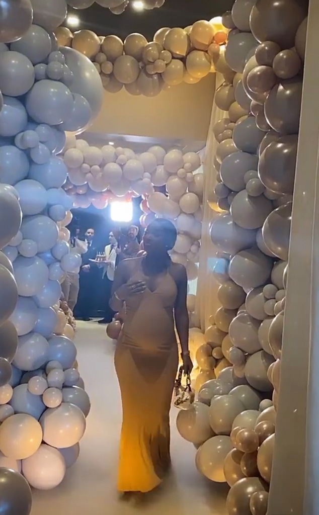 See Inside Malika Haqq S Lavish Baby Shower With Bff Khloe Kardashian E Online See Inside Malika Haqq S Lavish Baby Shower With Bff Khloe Kardashian E Online