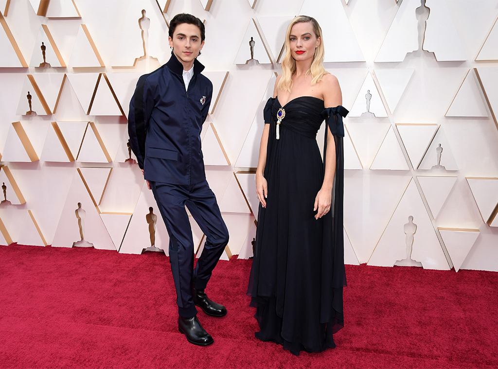 Oscars 2020: Timothee Chalamet Photobombed Margot Robbie on Red Carpet