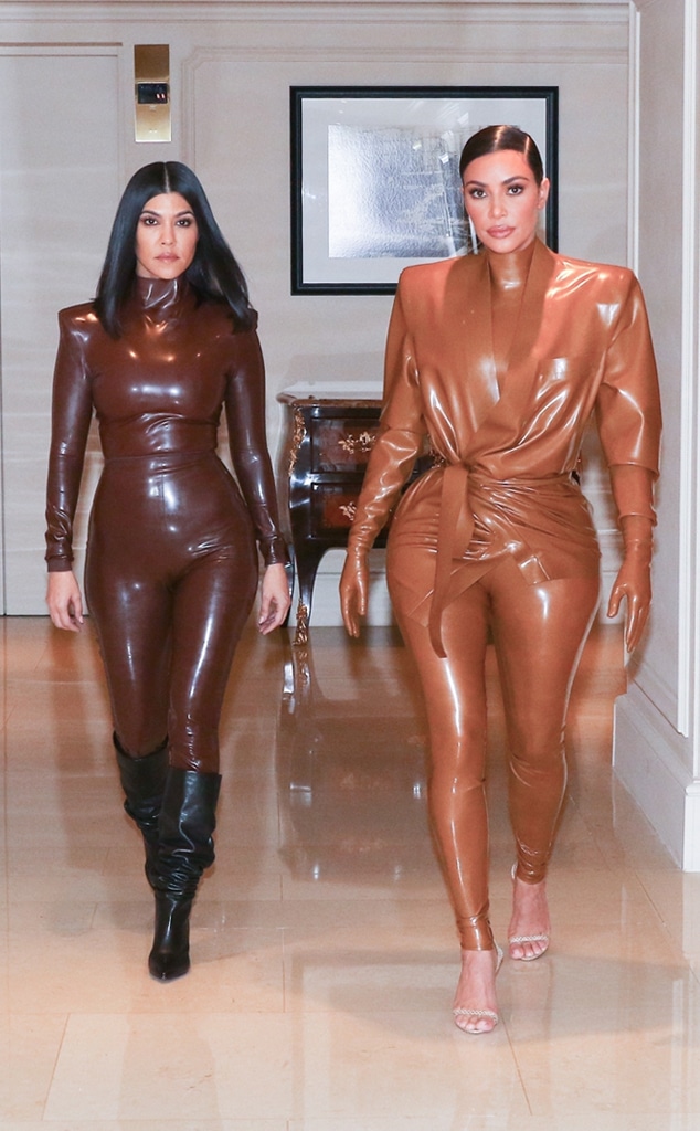 Kim Kardashian, Kourtney Kardashian, Paris Fashion Week
