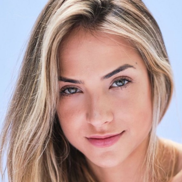 Gabi Martins