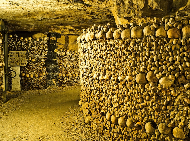 Virtual Tours, Paris Catacombs