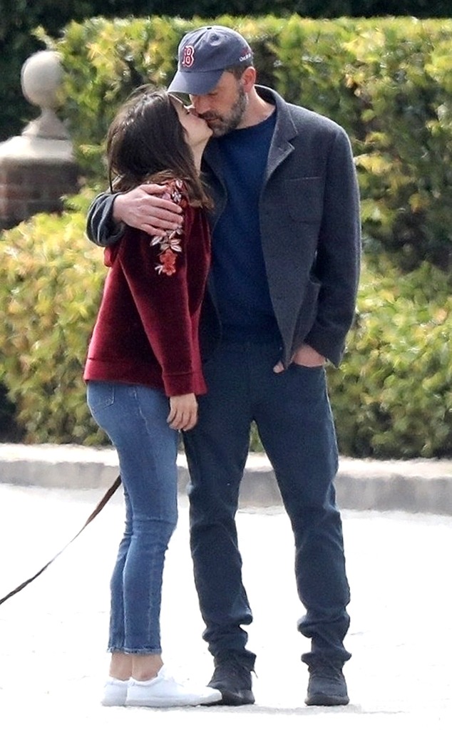 Ben Affleck And Ana De Armas Pack On The Pda During Afternoon Stroll 5666
