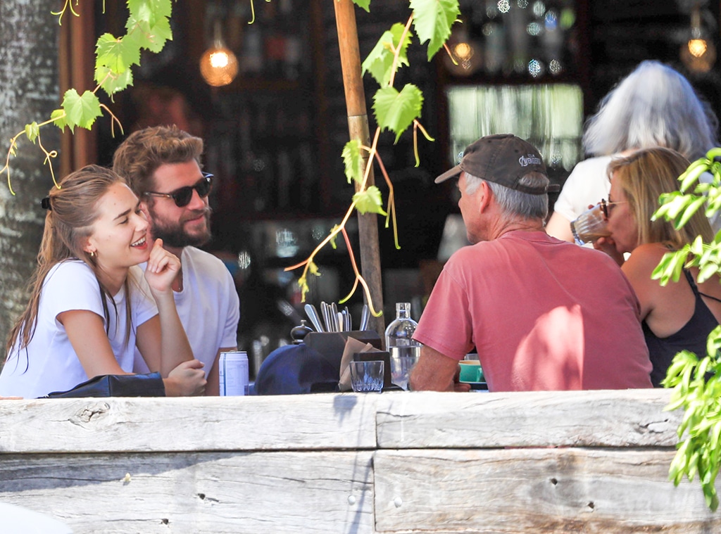 Liam Hemsworth, Gabriella Brooks, Craig Hemsworth, Leonie Hemsworth