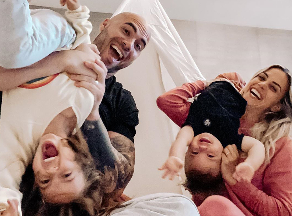 Jana Kramer Mike Caussin Split Relive Their Most Candid Confessions E Online Deutschland