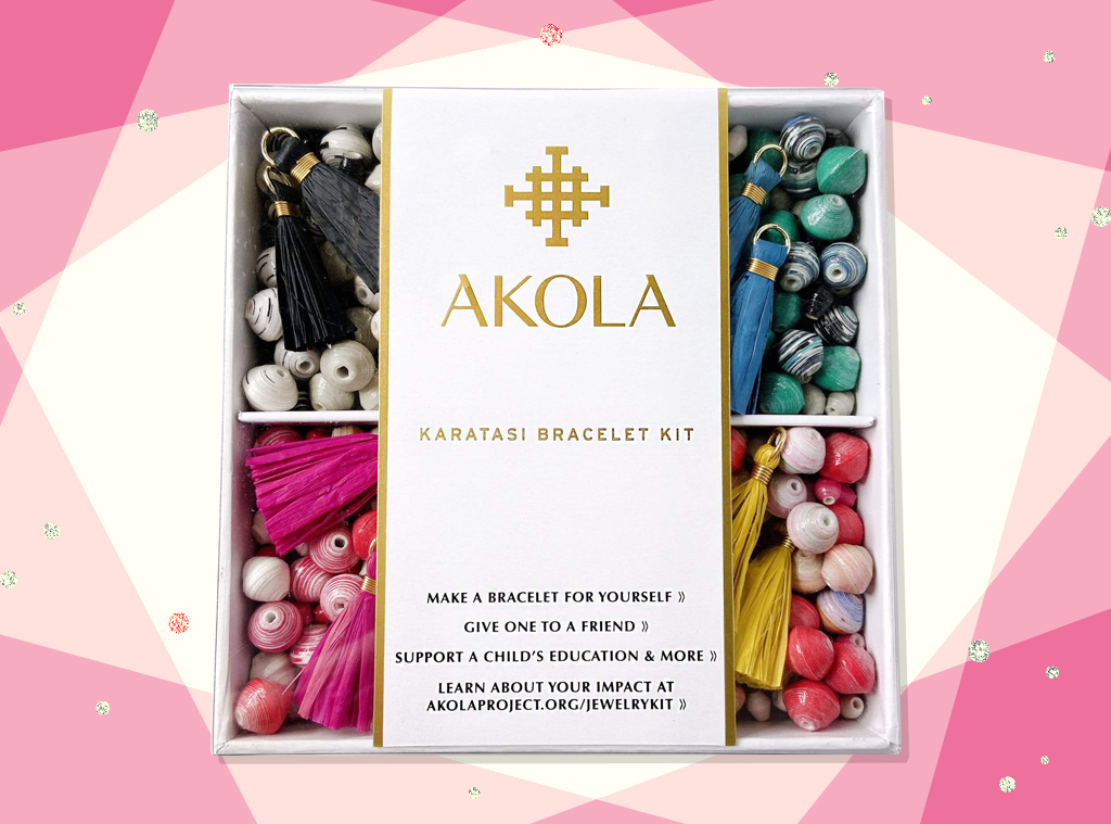EComm: Celeb Fave Akola's DIY Bracelet Kit Will Be Your New Favorite Hobby