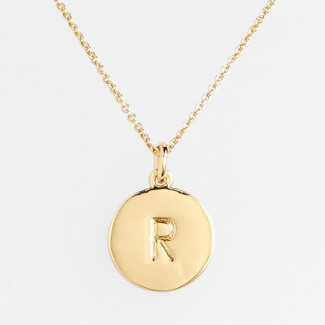 E-Comm: Personalized Jewelry, Mother's Day