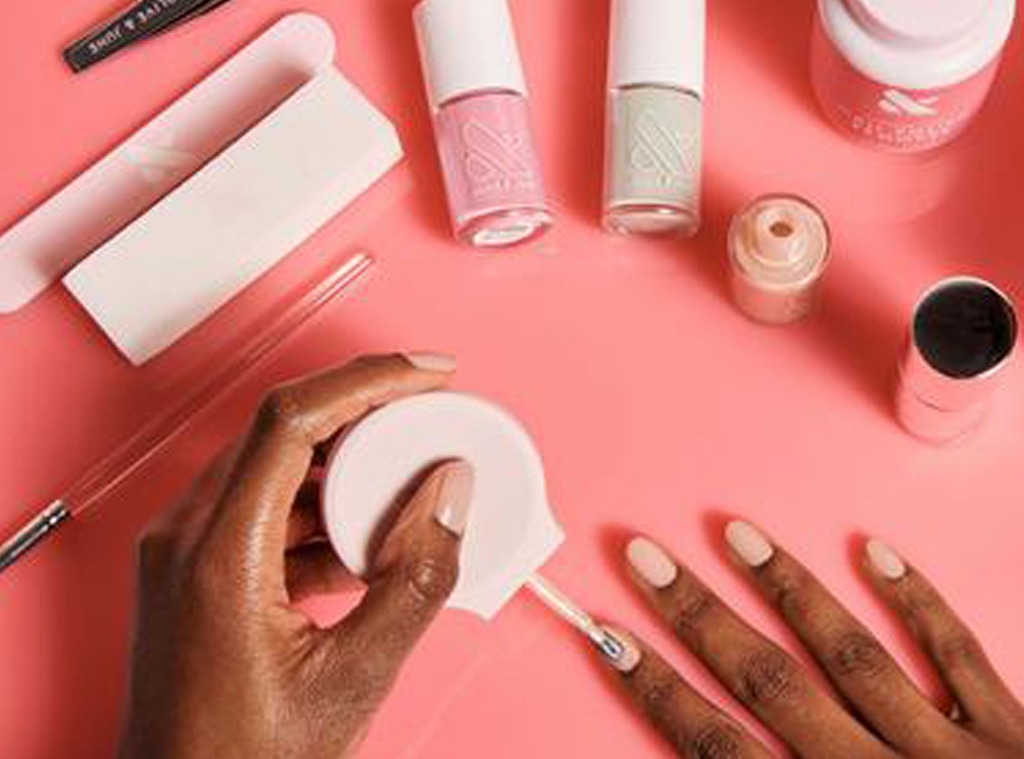 E-comm: Your Nail Problems Solved: Removing Gel Polish, At-Home Mani Kits & More