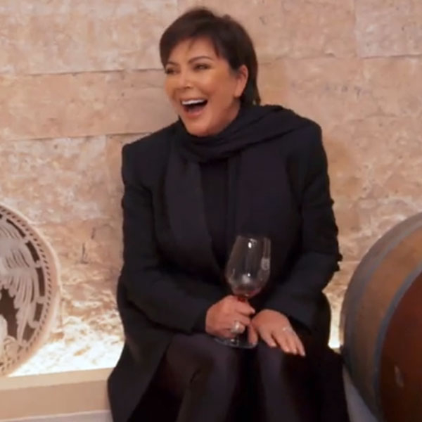 Kris Jenners Tipsy Laughing Fit While At A Winery Is Such A Mood E 