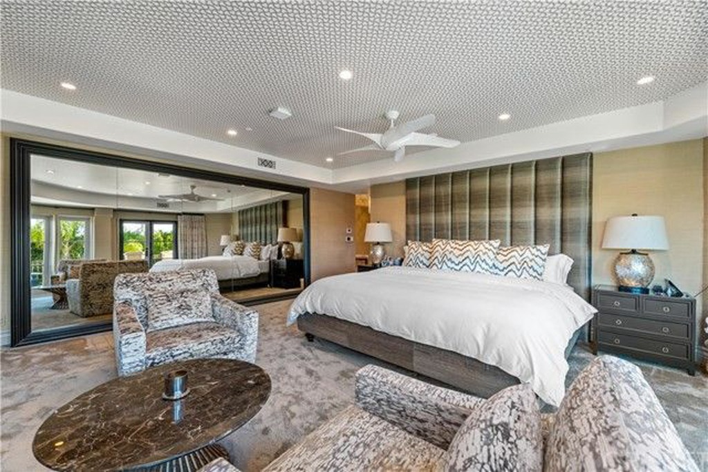 Kaley Cuoco's 4 Million Home Will Give You Some Serious Design Inspo