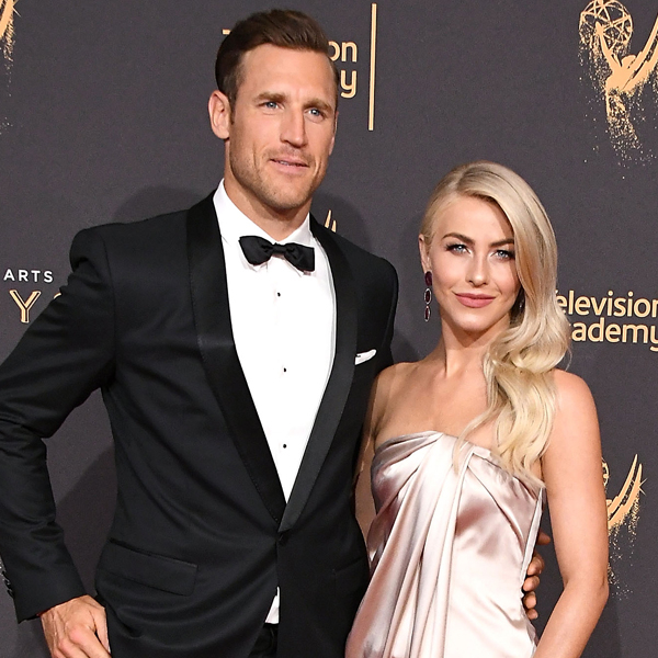 Are Julianne Hough & Husband Brooks Laich Breaking Up? He Shares Cryptic  Message After She's Ditches Ring - The Blast