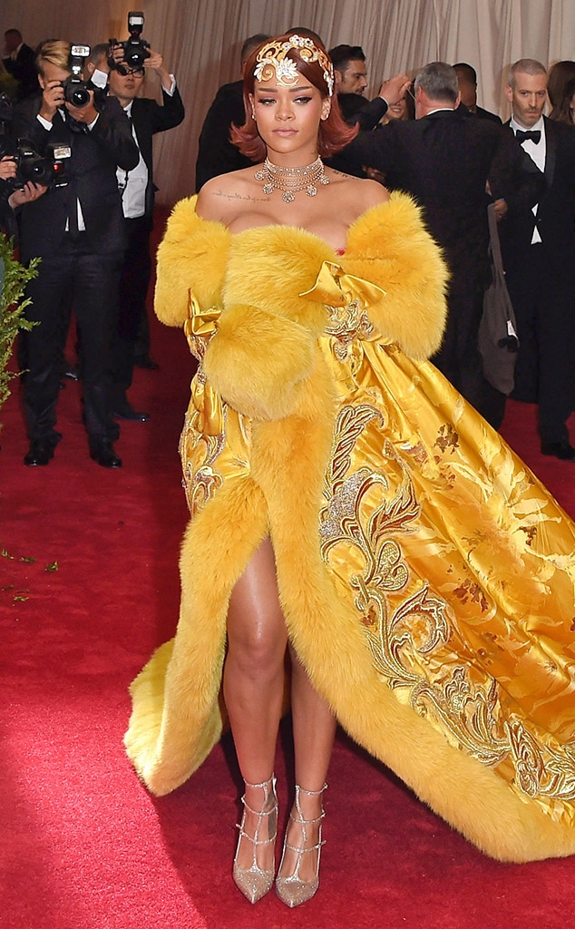 Rihanna, Met Gala 2015, Red Carpet Fashions, Widget
