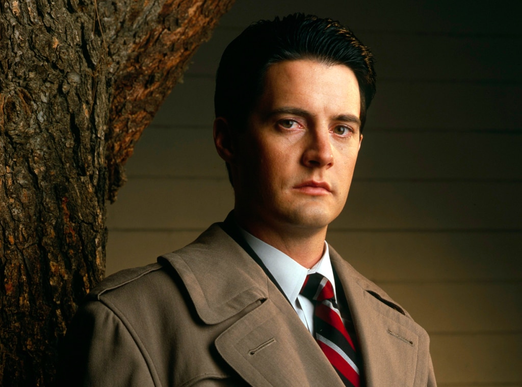 Photo #1010643 from 27 Secrets About Twin Peaks | E! News