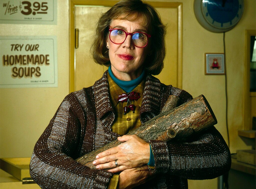 Log Lady, Catherine Coulson, Twin Peaks