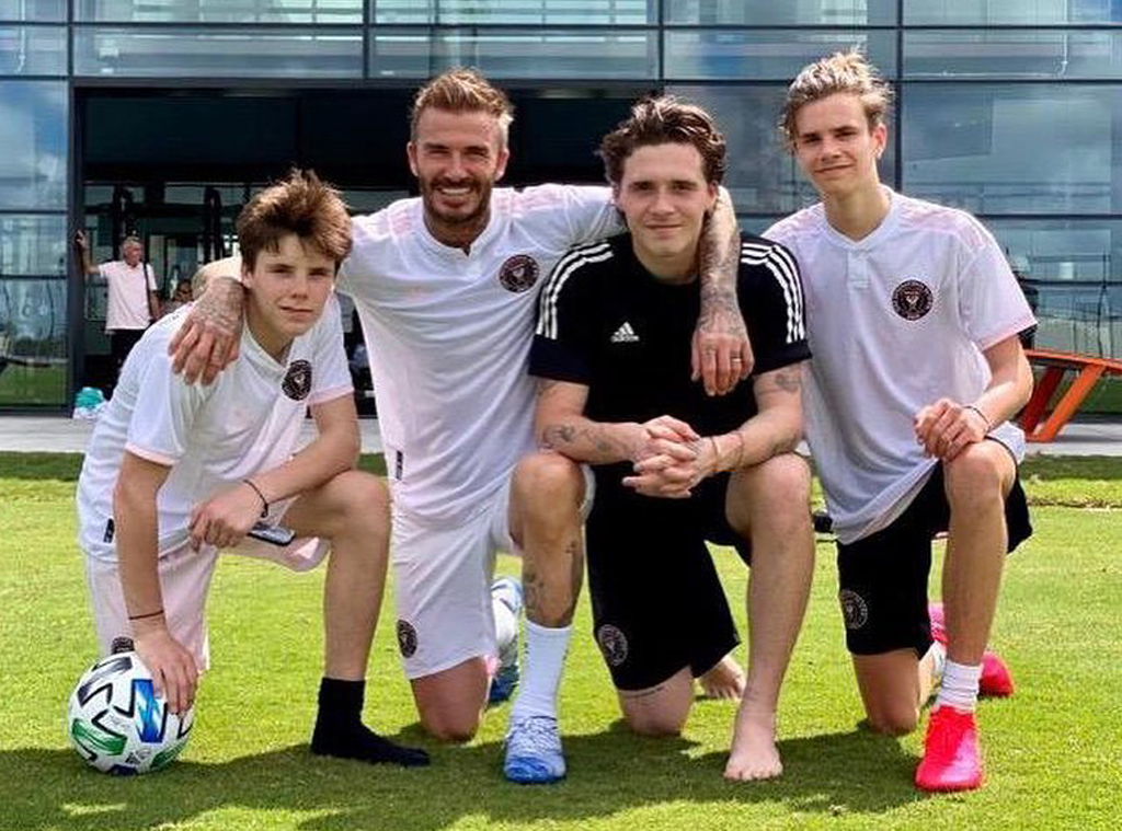 A Look Back At Our Favorite Photos Of Victoria Beckham And Her Perfectly Posh Family E Online