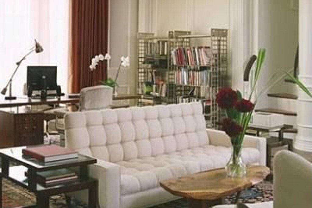 Elon Musk Is Selling All 6 of His California Homes See Inside E! News