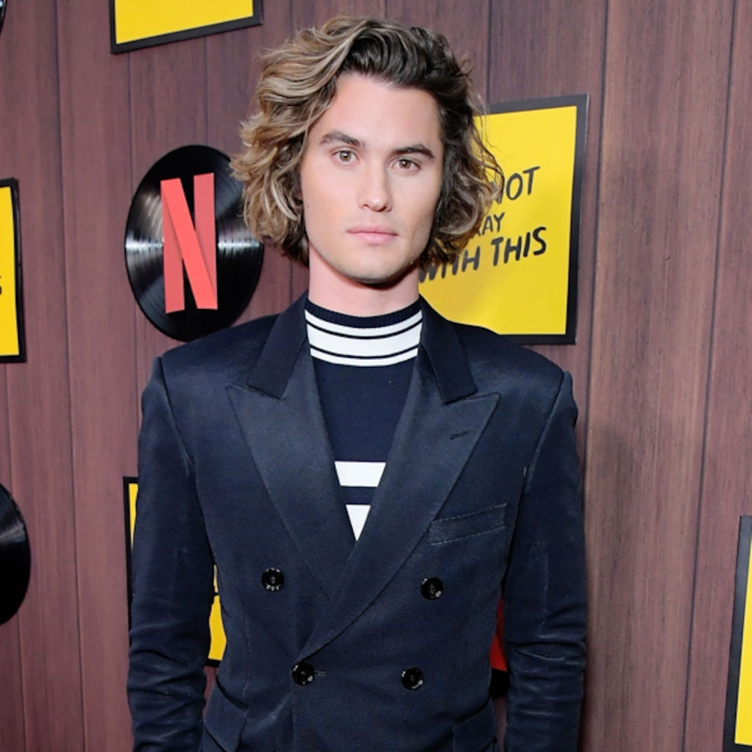 Watch Chase Stokes Swoon Worthy Reaction To His 2 Pcas Nominations E Online