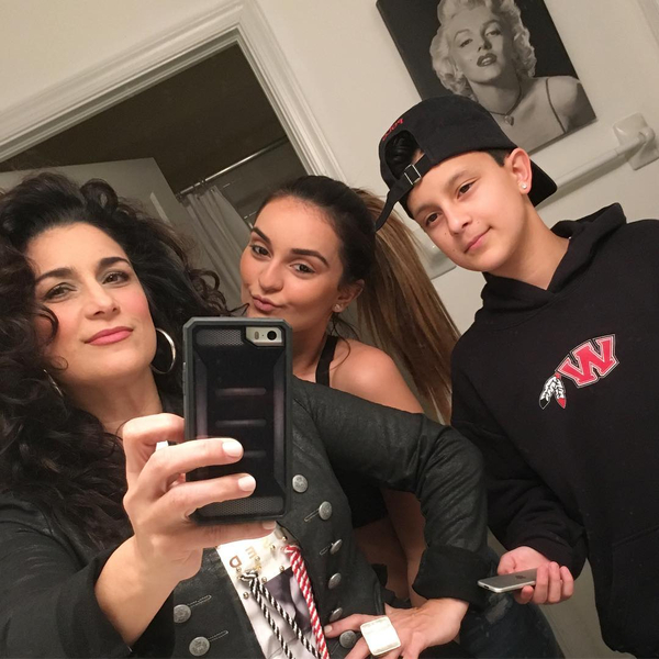 Karina mostró los increíbles cambios físicos de su hijo