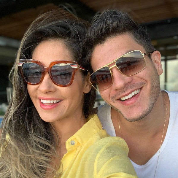 Filha De Mayra Cardi E Arthur Aguiar Comemora Aniversario Em Grande Estilo E Online Brasil