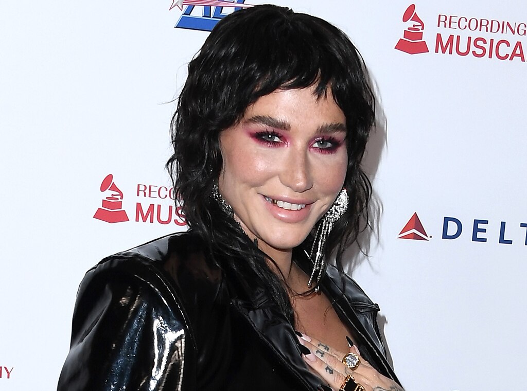 Kesha - Celebs and Class of 2020