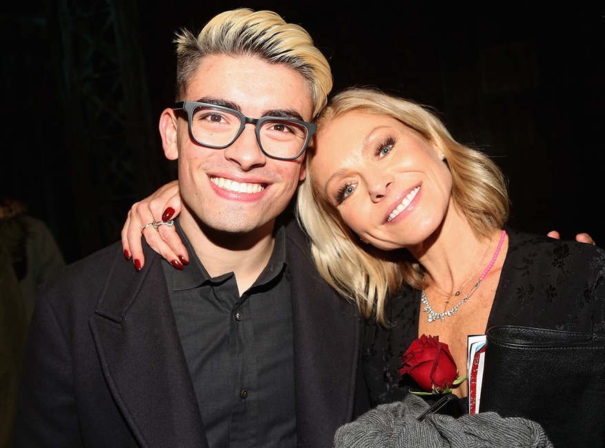 Kelly Ripa, Michael Consuelos