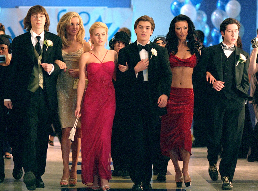 The 13 Best Prom Movies That Are Almost Better Than The Real Thing 