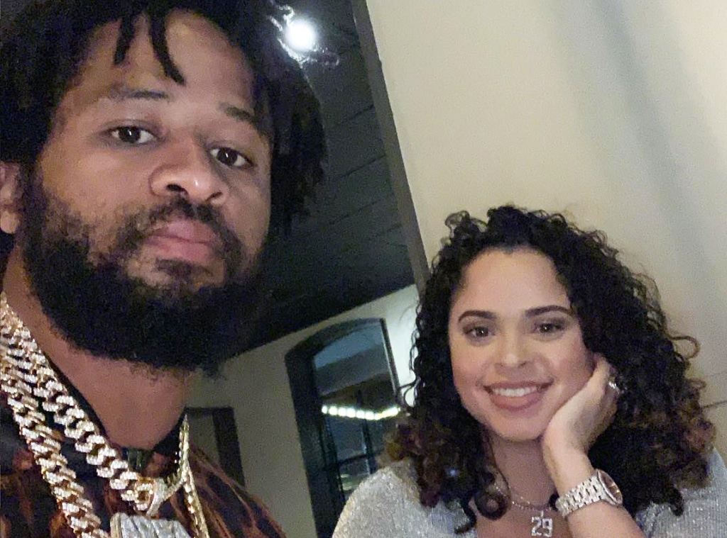 Earl Thomas, Nina Thomas