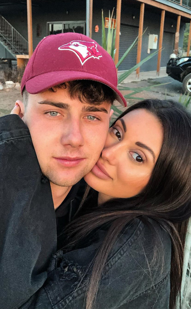 Netflix's Too Hot to Handle Francesca Farago and Harry Jowsey Get