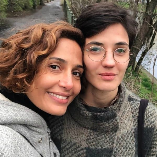 Namorada De Camila Pitanga Posa Com Filha Da Atriz E Se Declara E Online Brasil