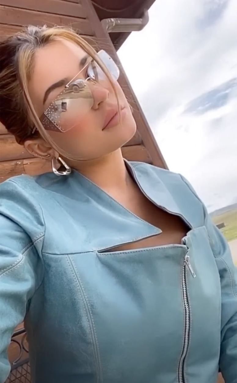 Kardashians, Instagram, Wyoming, 