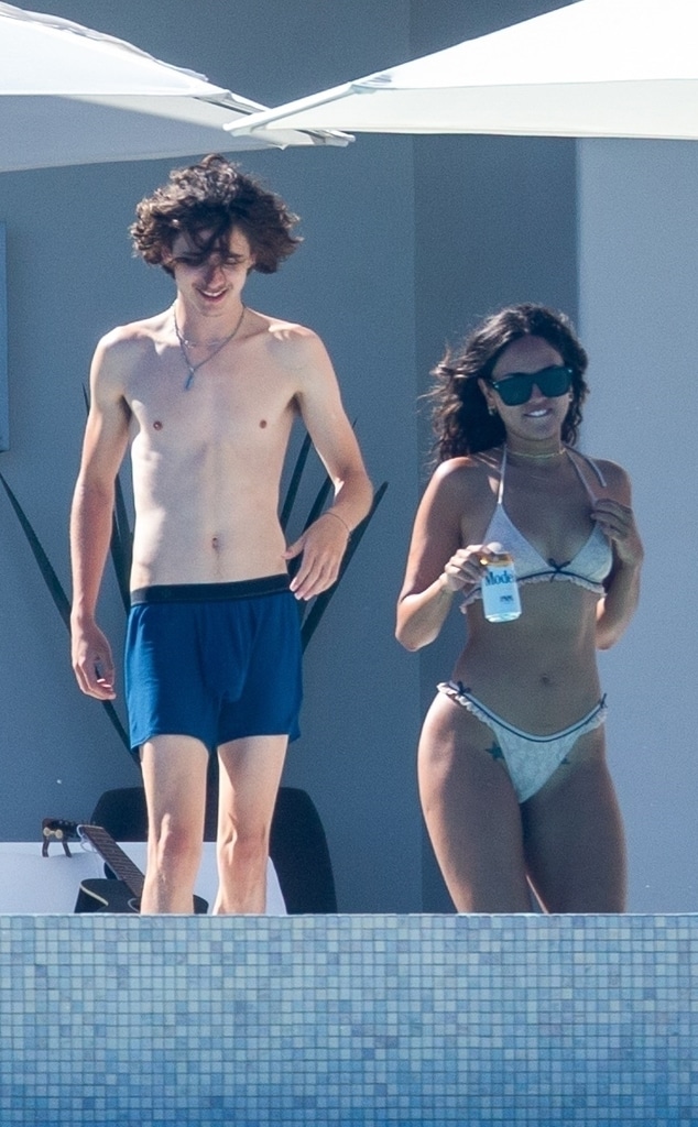 Eiza Gonzalez, Timothée Chalamet 