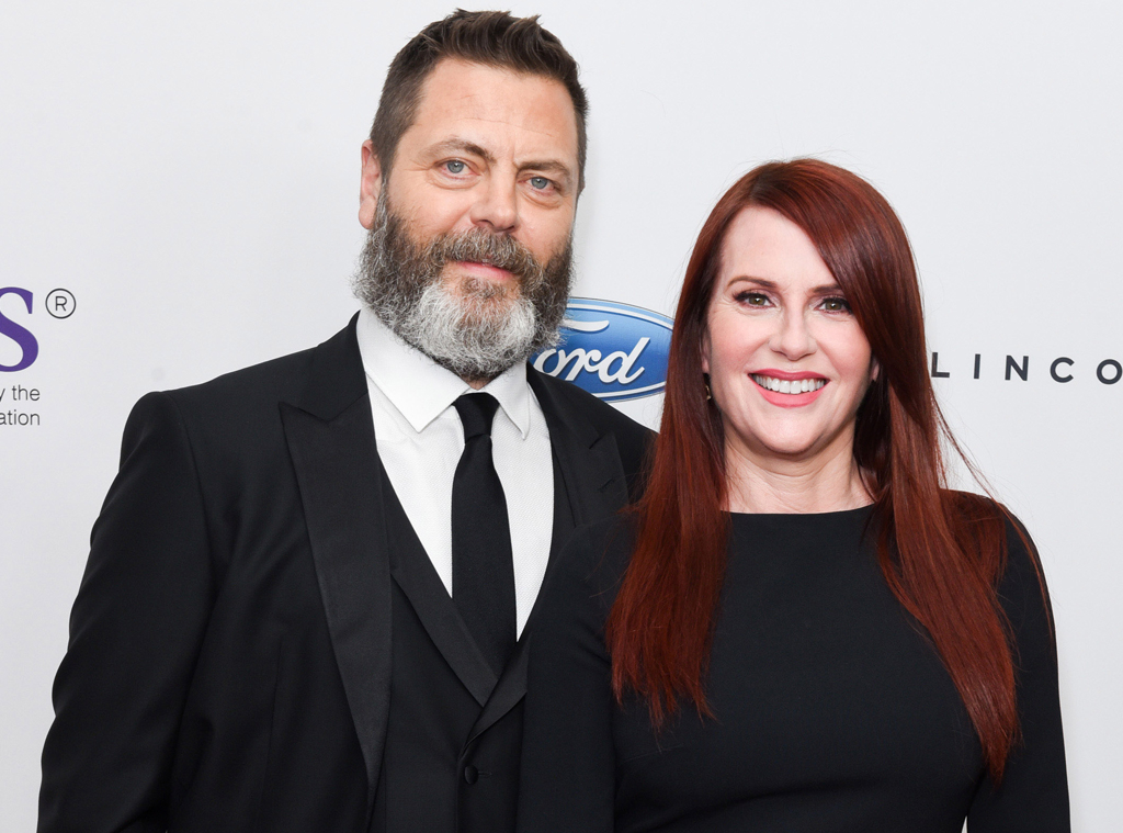 The Naked Truth About Nick Offerman and Megan Mullally's Love Story - E