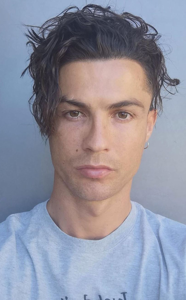 Proof Cristiano Ronaldo Has Been Living His Best Life On Instagram E Online