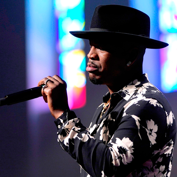 Ne-Yo Delivers Emotional Performance During George Floyd's Funeral