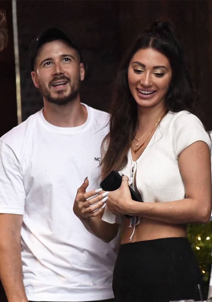 Vinny Guadagnino Sparks Romance Rumors With Francesca Farago E Online Deutschland
