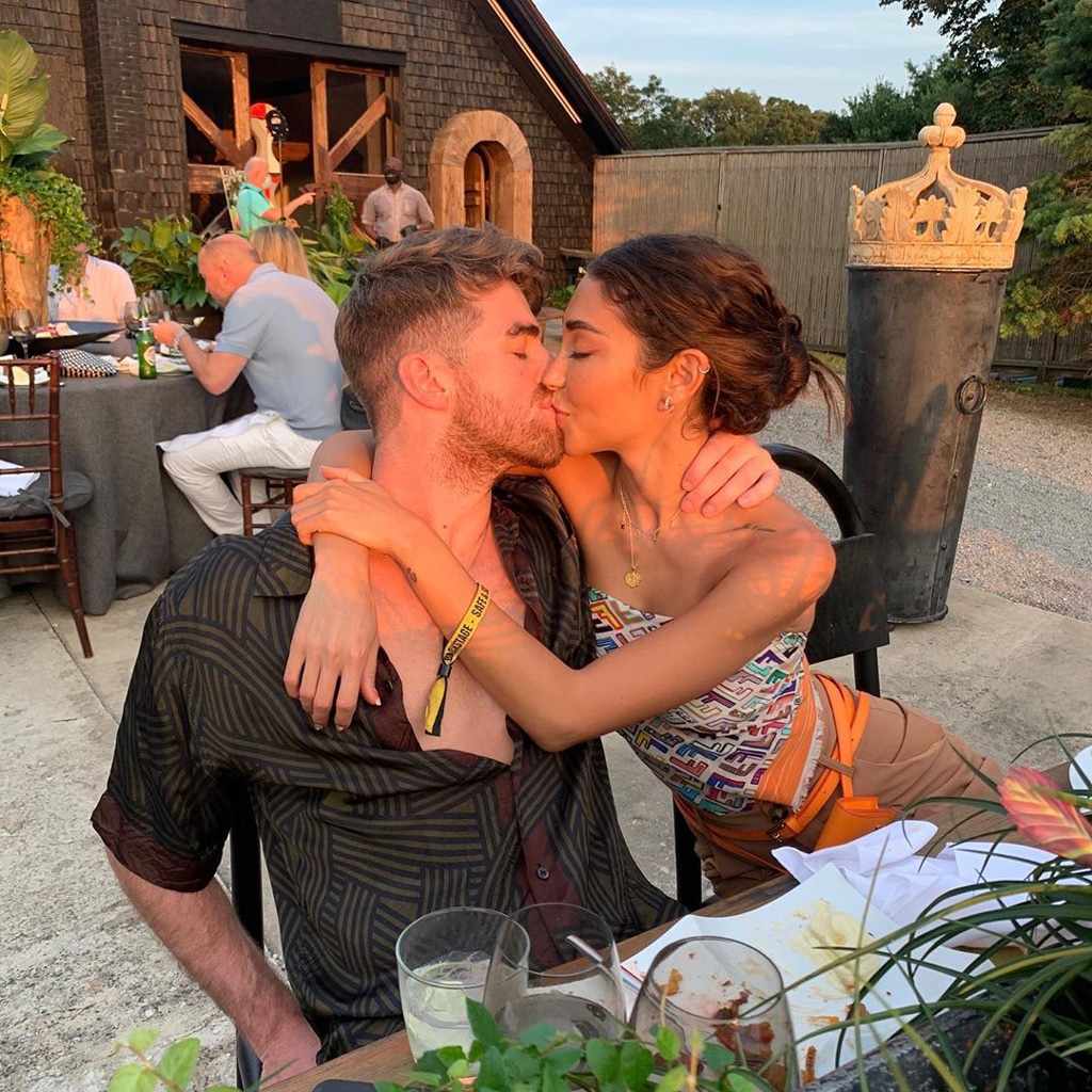 Chantel Jeffries Drew gart Seal Their Romance With A Kiss E Online Deutschland