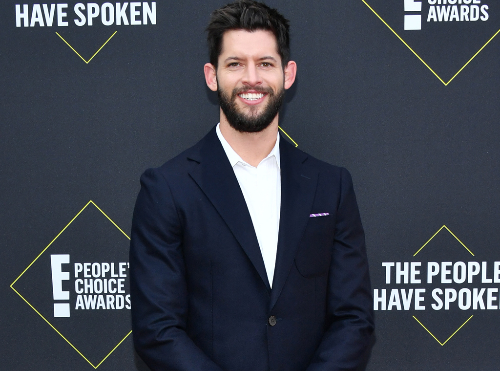 Hunter March, 2019 E! People's Choice Awards, Red Carpet Fashion