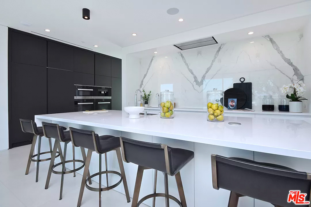 Photos from YouTuber David Dobrik's Epic $9.5 Million Home - E! Online - UK